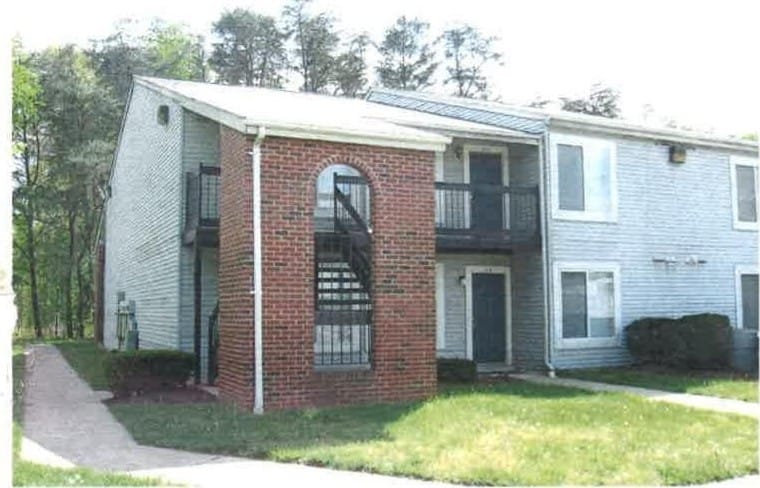 Pineview Apartments — community view in Waldorf, MD